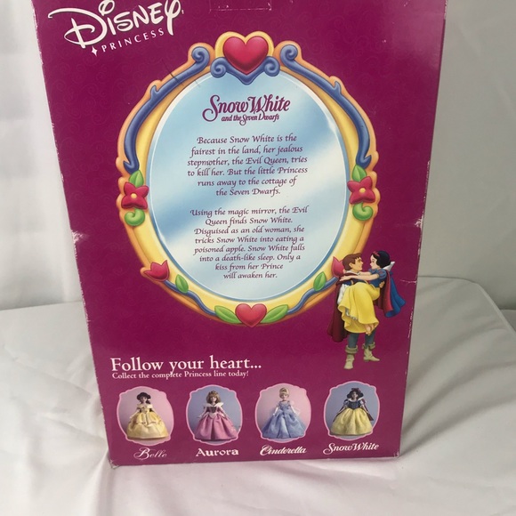 Brass Key Princess Royal Holiday Series SnowWhite - Picture 3 of 3
